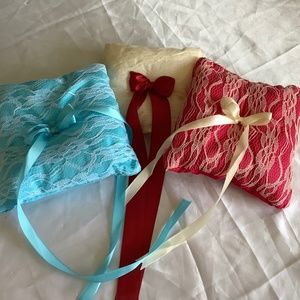 Ring bearer pillow in linen/cotton with an overlay of lace…you choose colors